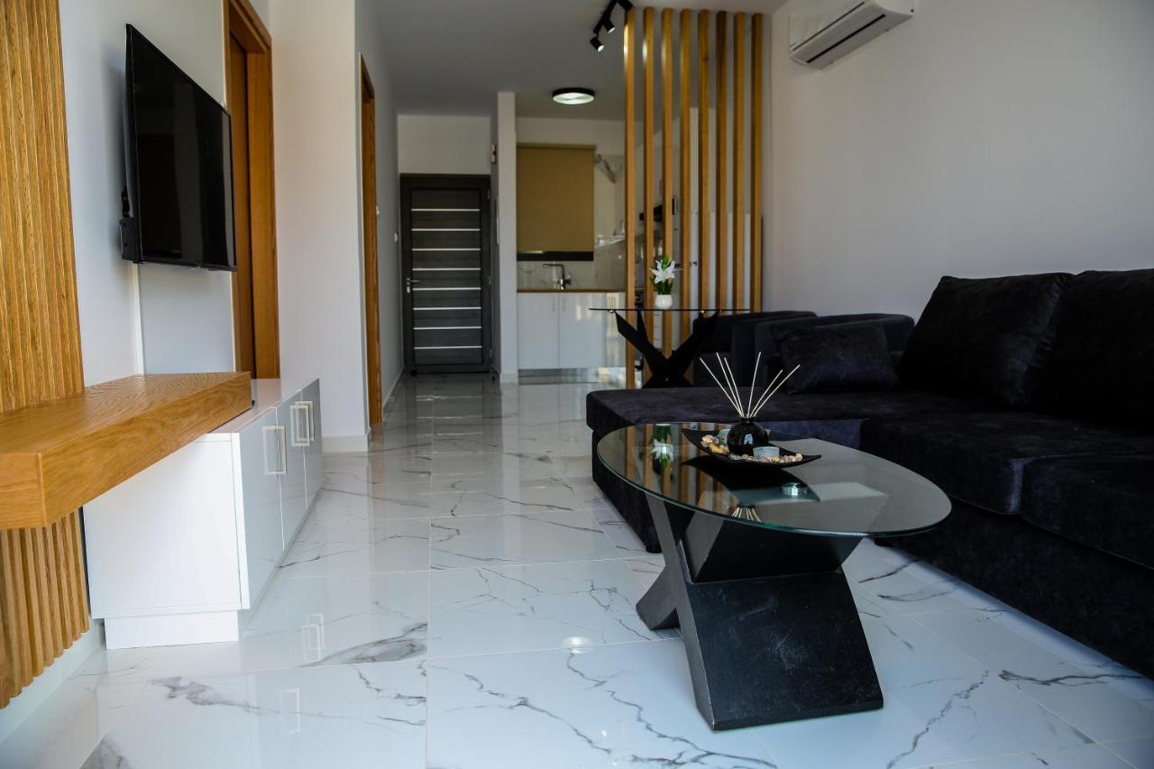 Sea Side Appartment In Kato Paphos ภายนอก รูปภาพ