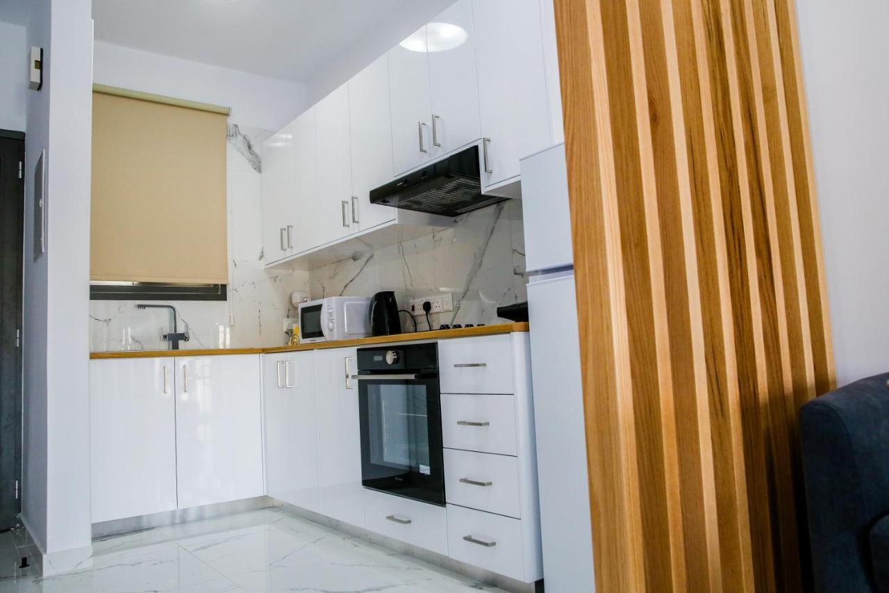Sea Side Appartment In Kato Paphos ภายนอก รูปภาพ