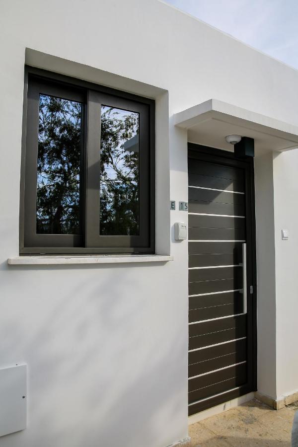 Sea Side Appartment In Kato Paphos ภายนอก รูปภาพ