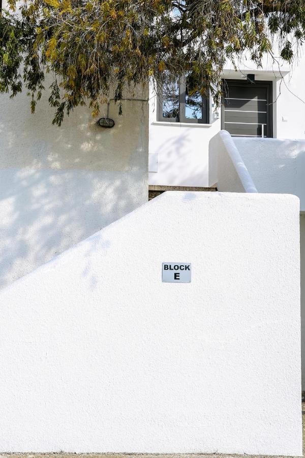 Sea Side Appartment In Kato Paphos ภายนอก รูปภาพ
