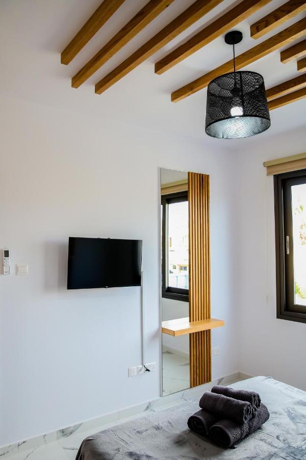 Sea Side Appartment In Kato Paphos ภายนอก รูปภาพ